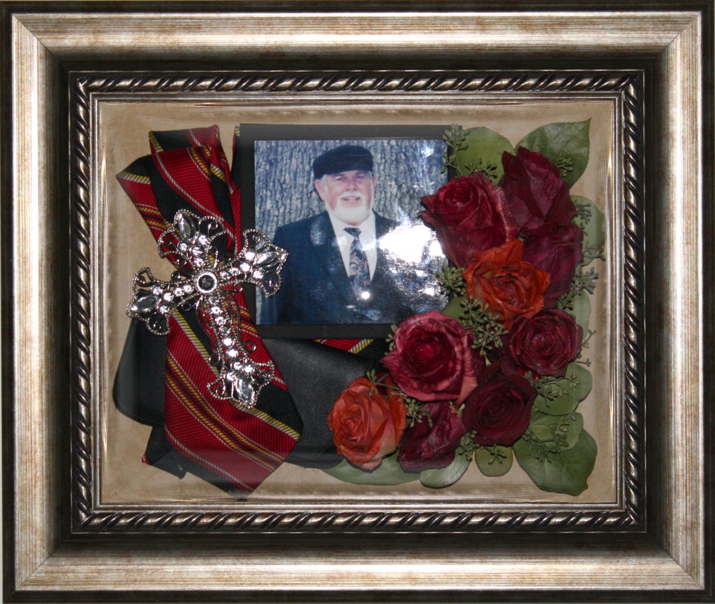 Memorial keepsake with photo and necktie